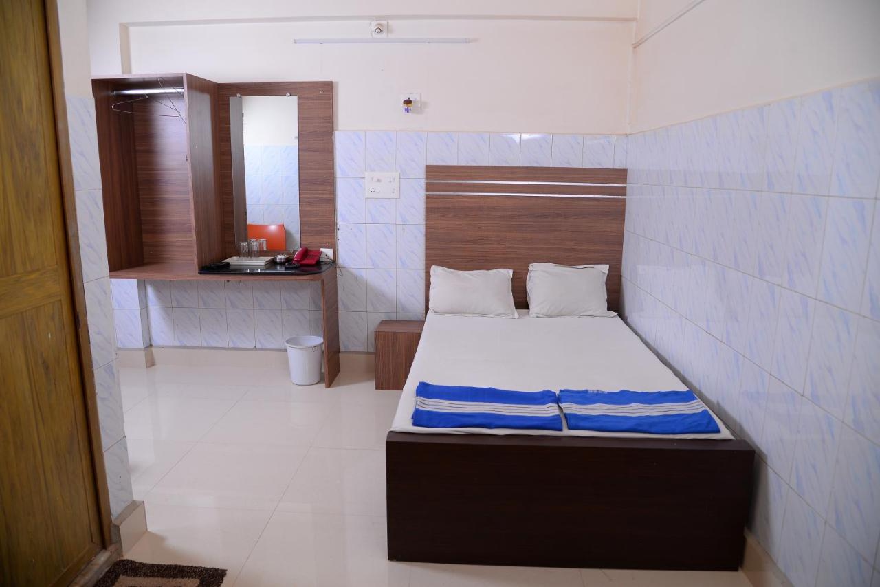 Parijatha Lodge קונדפור מראה חיצוני תמונה